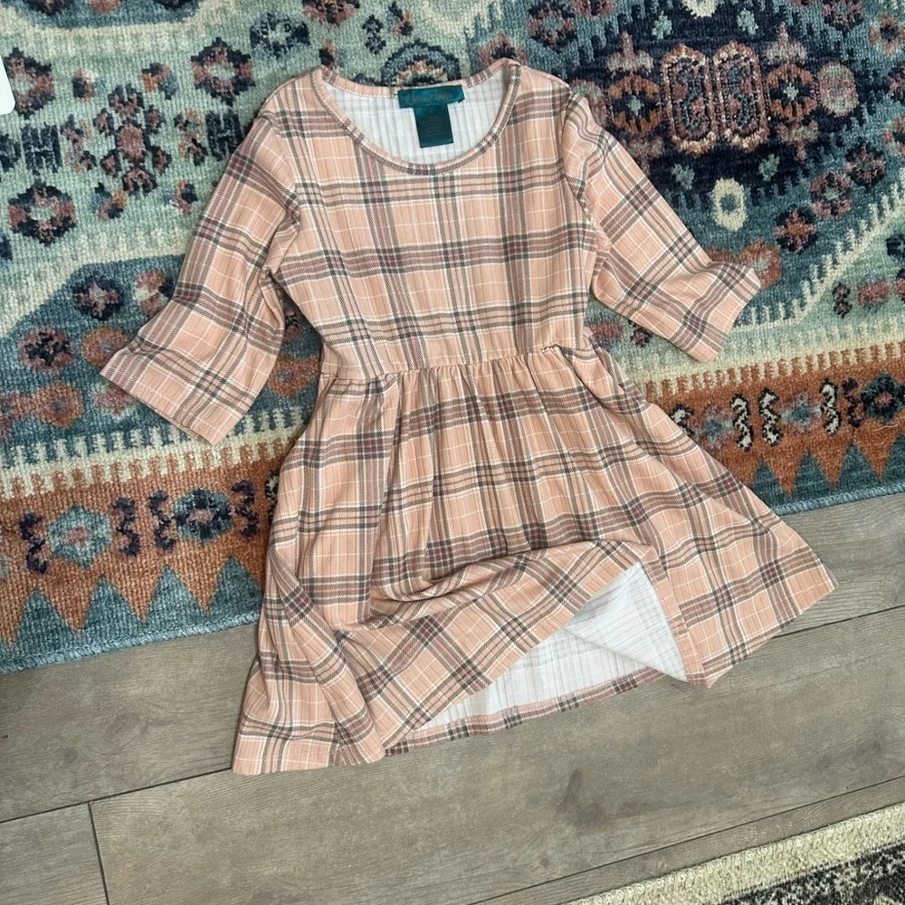 Boutique Emma & Elsa Plaid Dress 4T Toddler Girl Like New Cottage Buttery Soft